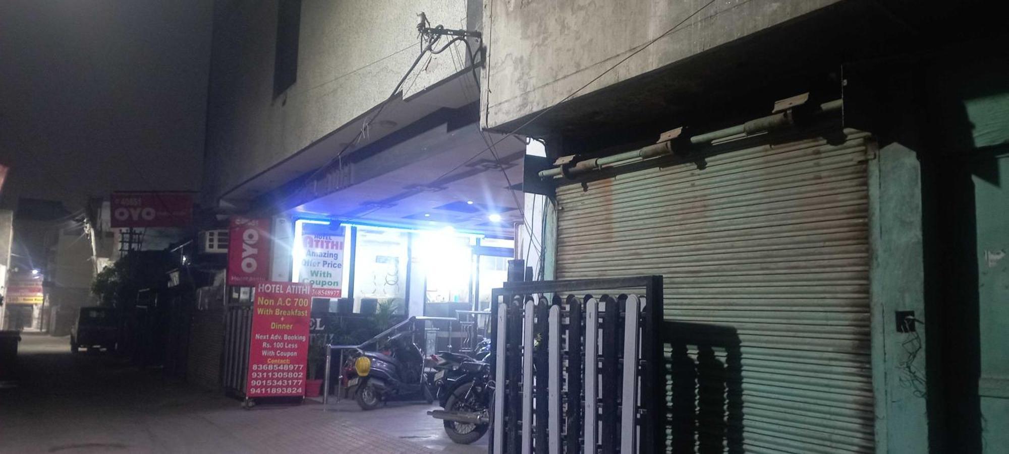 Super Hotel O Athithi Ghaziabad Dış mekan fotoğraf