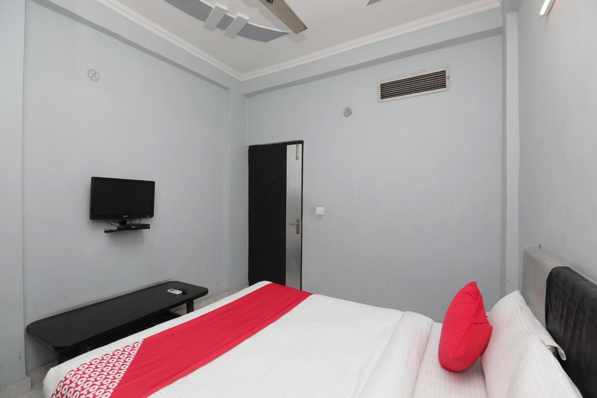 Super Hotel O Athithi Ghaziabad Dış mekan fotoğraf